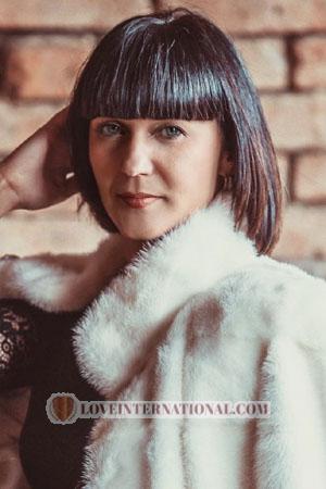 183260 - Yuliya Age: 42 - Ukraine