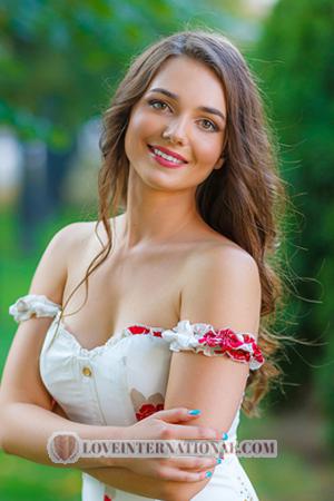 189436 - Alina Age: 26 - Ukraine