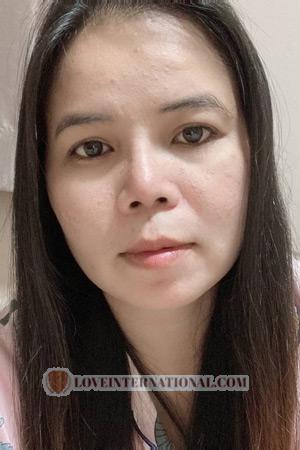 209048 - Chareerat Age: 46 - Thailand