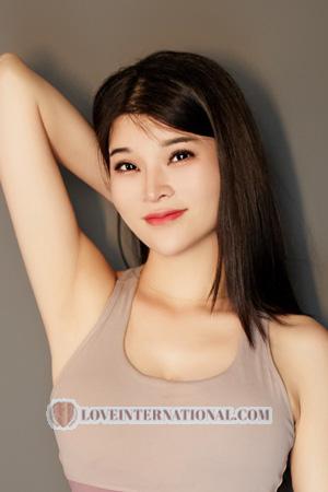 214202 - Chunfang Age: 36 - China