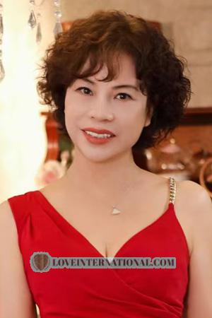 221431 - Alina Age: 55 - China