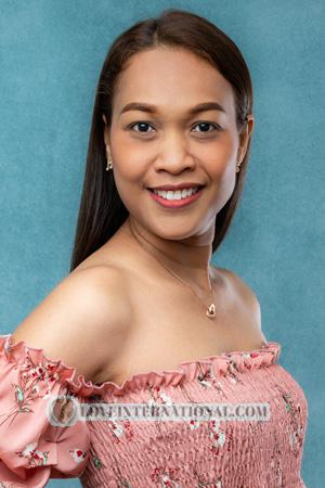 224184 - Kannika Age: 44 - Thailand